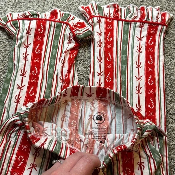 Remi And Friends - Festive Christmas Bamboo Pajama Set - Picture 4 of 4